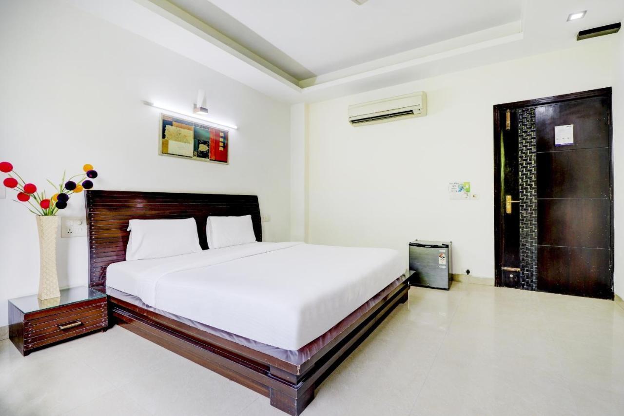 Dreamz Hospitality Gurgaon Hotel Екстериор снимка