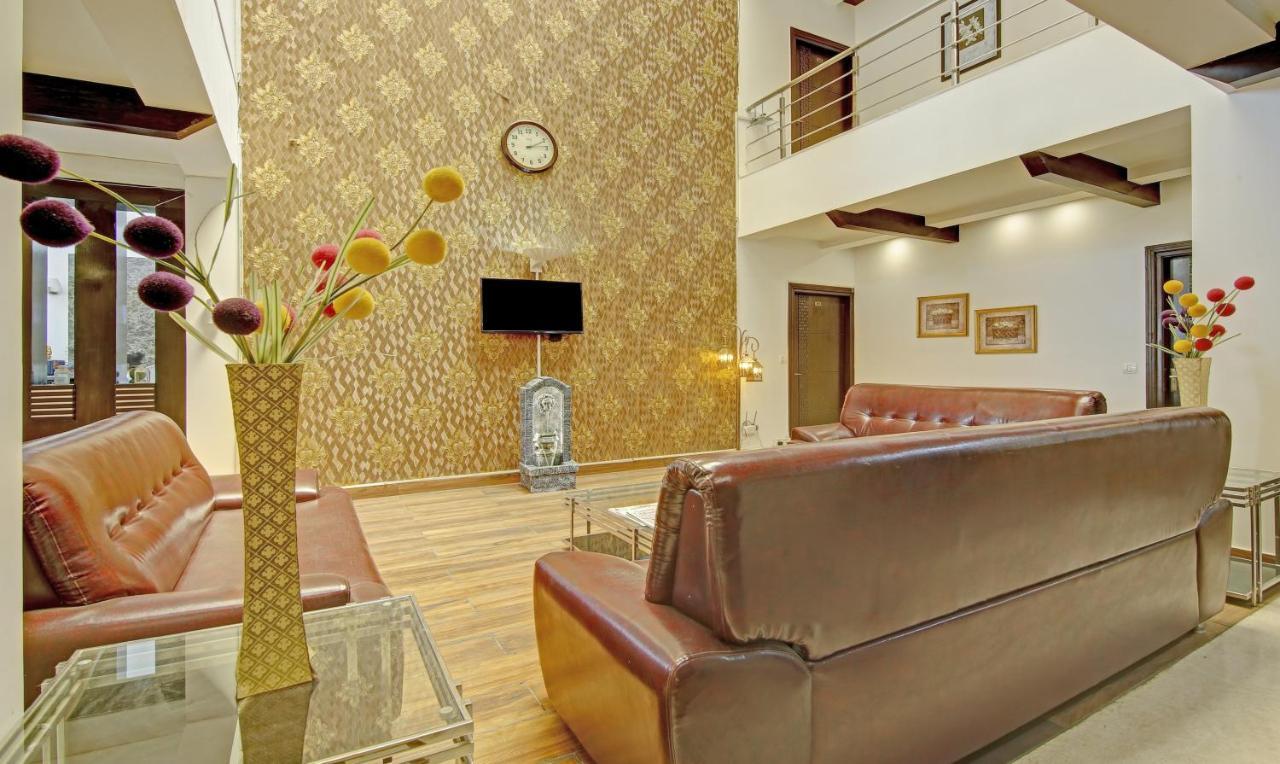 Dreamz Hospitality Gurgaon Hotel Екстериор снимка