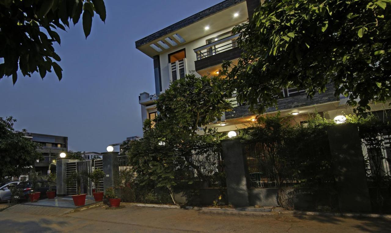 Dreamz Hospitality Gurgaon Hotel Екстериор снимка