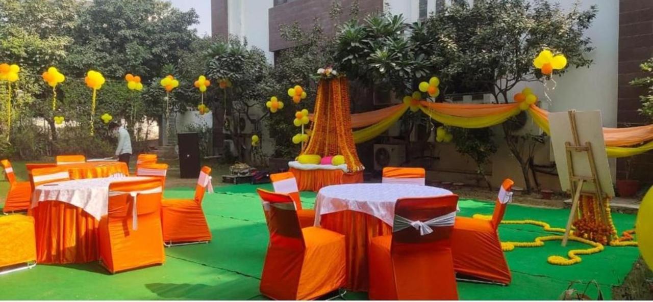 Dreamz Hospitality Gurgaon Hotel Екстериор снимка